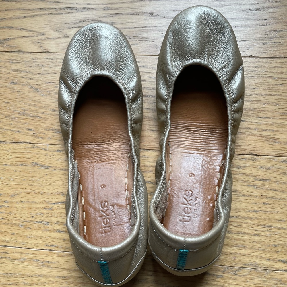 Champagne Tieks Size 9